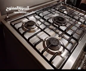  2 غسالة سامسونج 7 كيلو وغاز اودول تركي 5 عيون للبيع بحالة ممتازة