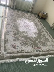  1 للبيع زوليه للمجلس نضيف جداً و استعمال قليل