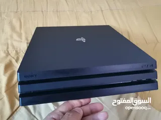  2 بليستيشن4 برو تيرا وكاله للبيع  والجهاز صلاة النبي عليه معه ايادي ثنتين جداد وكامل وصلاته وسيدي فيفا