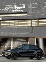  1 Porsche MACAN S 3.0 turbo