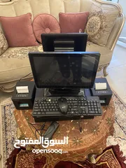  1 نقطة بيع شاشتين مع كاش وطابعتين