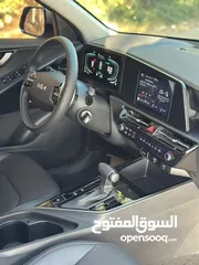  4 Kia Niro Hybrid