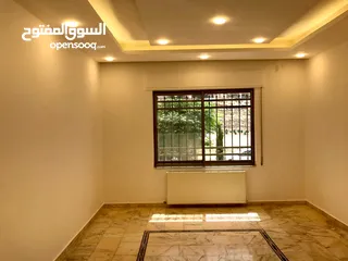  6 دابوق شقة ارضية طابقية مع حديقه 4 نوم للإيجار الفارغ