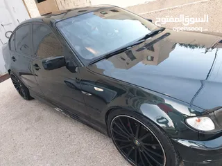  2 BMW هلالي 2003 ... بسعر لقطة !!