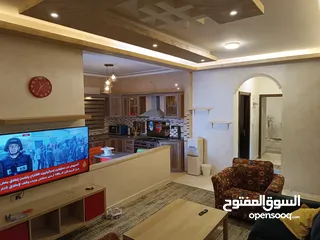  30 شقة مفروشة ارضية فاخرة للايجار بالقرب من الجامعه الاردنيه و جامعة الاميرة سمية الجبيهة 4 من المالك م