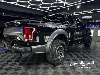  6 Ford Raptor