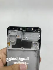  2 شاشة سامسونج m32 اصلي شركة مع فريم