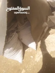 1 زبل غنم سماد للحدائق والاشجار نصف دينار