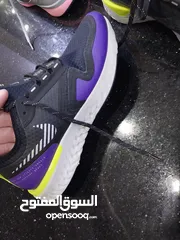  3 حذاء مشي او جري لمسافات كبيره نايك اصلي NIKE جدبد غير مستعمل مقاس 37.5  مقاوم للماء قابل لتنفس