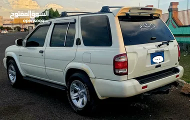  6 NISSAN"PATHFINDER LE"2003