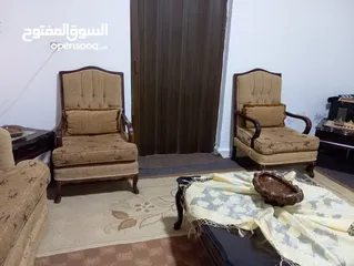  4 طقم كنب نظيف