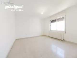  10 شقة للايجار في الدوار الرابع  ( Property 33512 ) سنوي فقط