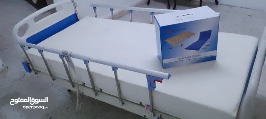  4 سرير طبي كهربائي مستعمل شبه جديد وكاله