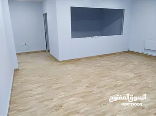  30 باركيه ارضيات اوروبيه بجوده عاليه مقاومه رطوبه وخدش سهل تركيب  غير محتاج خلع بلاط فنيل