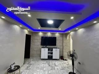  12 شقة طابق رابع اخير مع روف واطلالة مميزة جدا بسعر لقطة