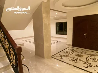  17 فيلا فاخرة سوبر ديلوكس أرقى مناطق الكرسي اعلان رقم (V110)