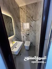  24 شقة أرضية للبيع - الجندويل - موقع راقٍ