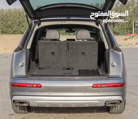  17 Audi Q7 40 TFSI quattro 2017 V4  GCC, accident-free in excellent condition service history from Audi