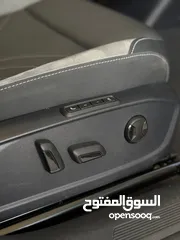  18 ID4 كروز برو فل الفل مع فتحه متحركه موديل 2021 فحص كامل بحاله الوكاله عداد اصلي لون اسمنتي
