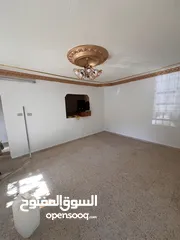  3 غرفة ومنافعها للإيجار