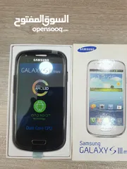  16 اجهزة مخزنة قديمة بالكرتونة لم تستخدم نهائيا مع كامل اغراضهم Samsung وNokia وmotorolla وغيرهم