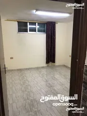  4 شقة شبه أرضي للإيجار