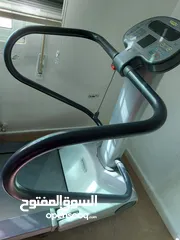  2 جهاز ترد ميل للبيع TECHNOGyM  حجم كبير