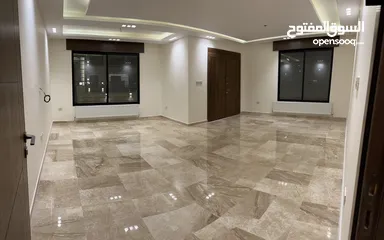  3 شقة مميزة للبيع في ضاحية النخيل /طريق المطار