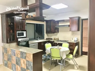  1 خلف الجاسمن مباشرة
