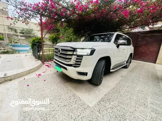  7 صالون 2024 TWIN TURBO فل كامل مجمرك جاهز