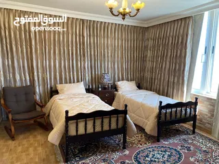  11 Furnished 4th floor for rent! - طابق رابع مفروش للإيجار