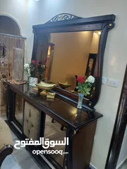  6 طاولة سفره 8 كراسي للبيع  توب نظافه