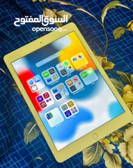  3 IPad Air 2 128GB Urgent For Sale in Cheap Price with Wifi and Celluler Gold Color