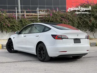  4 بسعررررر مغرررررري جدا ونهائي //19,900// تيسلا 3 //2022// غرفه ابيض 7جيد ارباك اصلي مودل 3 model 3