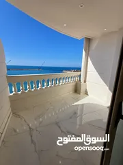  2 شقه مميزه للبيع بحر مباشر