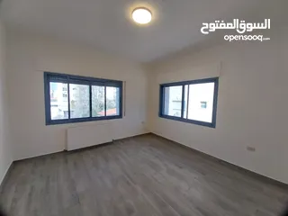  8 شقة غير مفروشة للإيجار 200م2 ( Property 19125 ) سنوي فقط