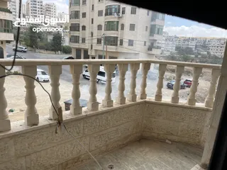  6 شقة سكنية للبيع