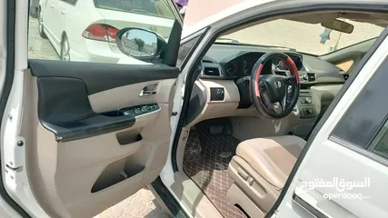  5 Honda Odyssey