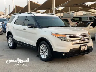  4 Ford Explorer XLT white 2013