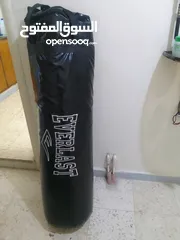  1 كيس ملاكمه جلد مستعمل