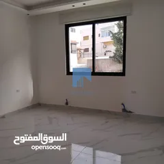  4 شقة فاخرة للبيع في خلدا - قرب إشارة البنك العربي طابق ثاني 145م تشطيب سوبر ديلوكس لم تسكن