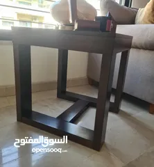  2 طاولات 3 قطع خشب بلوط بني غامق .. امريكي ..تم شرائها من اثاث اشلي ..