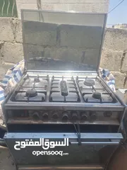  1 فرن بحالة جيده