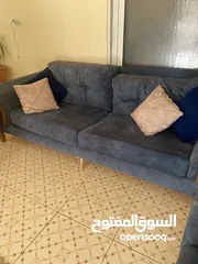  2 طقم كنب تركي تسع مقاعد جميل جداً و ثقيل خشب زان مستعمل استعمال خفيف