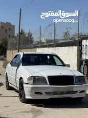  1 مرسيدس W202 / C220 بسعر مناسب