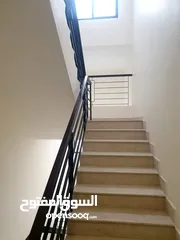 17 عبدون شقة مفروشة فخمة مع رووف ( دوبلكس ) للإيجار السنوي