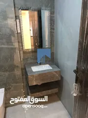  4 شقة فاخرة للبيع في خلدا  - خلف بردايس وقرب العصرية 200م مع ترسات 200م لم تسكن بسعر مغري