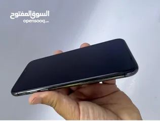  2 آيفون Xs مستعمل / التواصل على الخاص وليس على الرقم