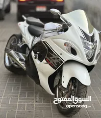  1 دراجة هايبوزا 1300