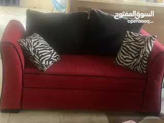  10 كورنرين مع سجاد للبيع مستعجل بداعي السفر